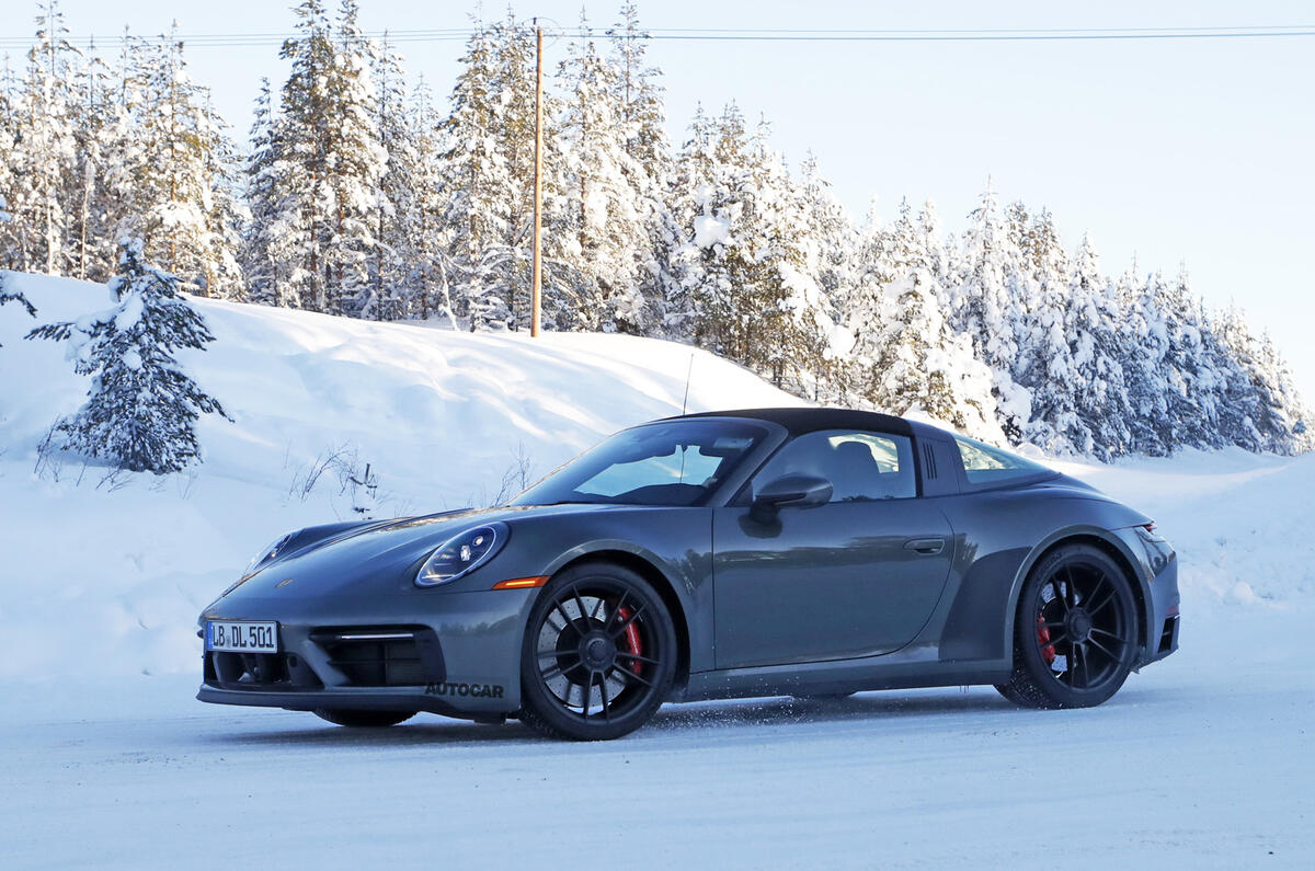 New Porsche 911 GTS spotted in Targa form ahead of 2021 launch | Autocar New Porsche 911 GTS spotted in Targa form ahead of 2021 launch | Autocar