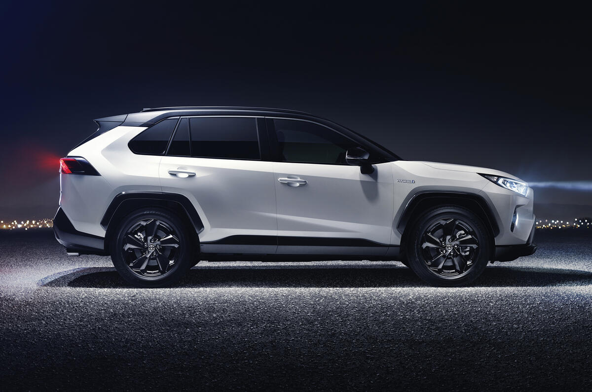 Toyota RAV4 2019: Harga, Spesifikasi, dan Pertimbangan Pembelian