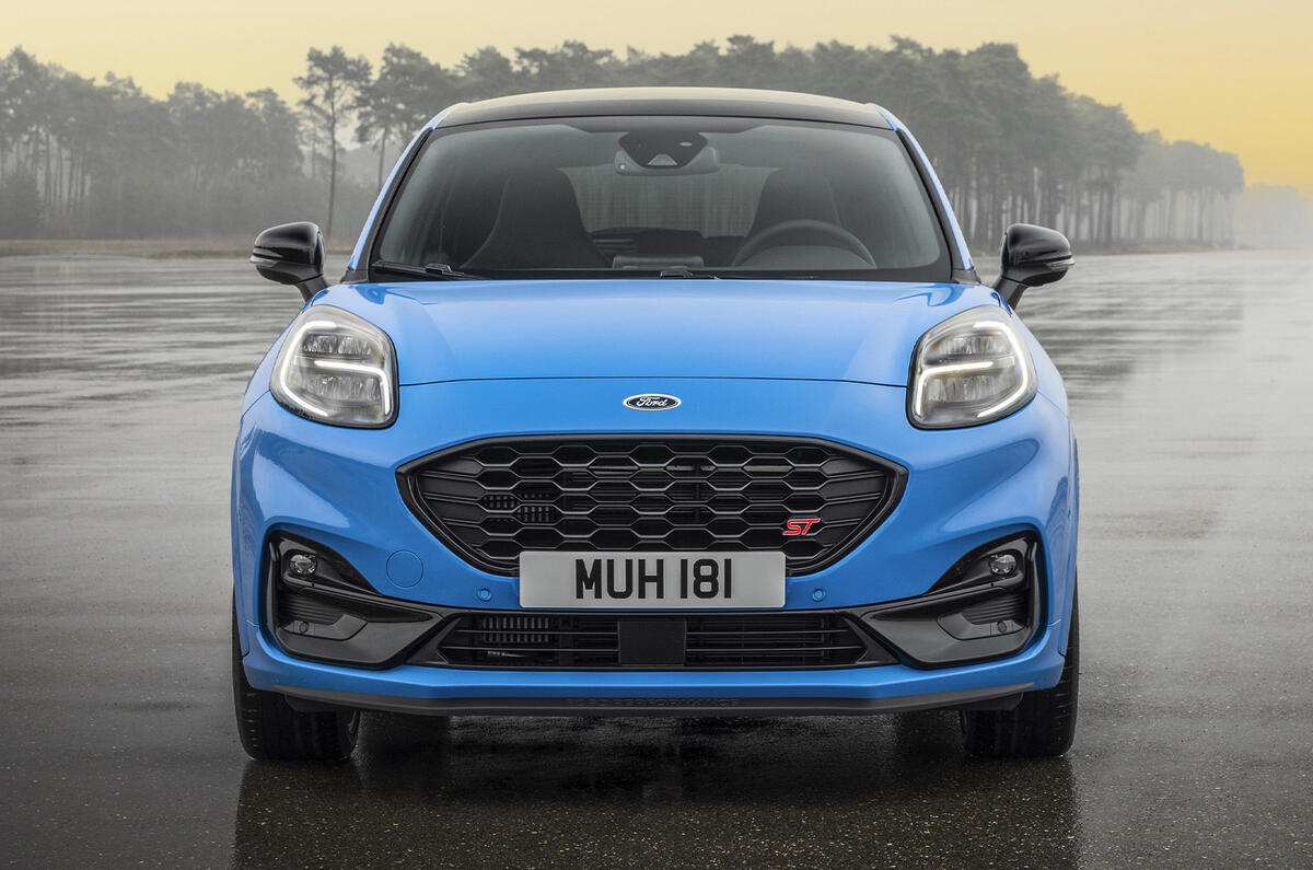 Puma ST Hybrid front headon