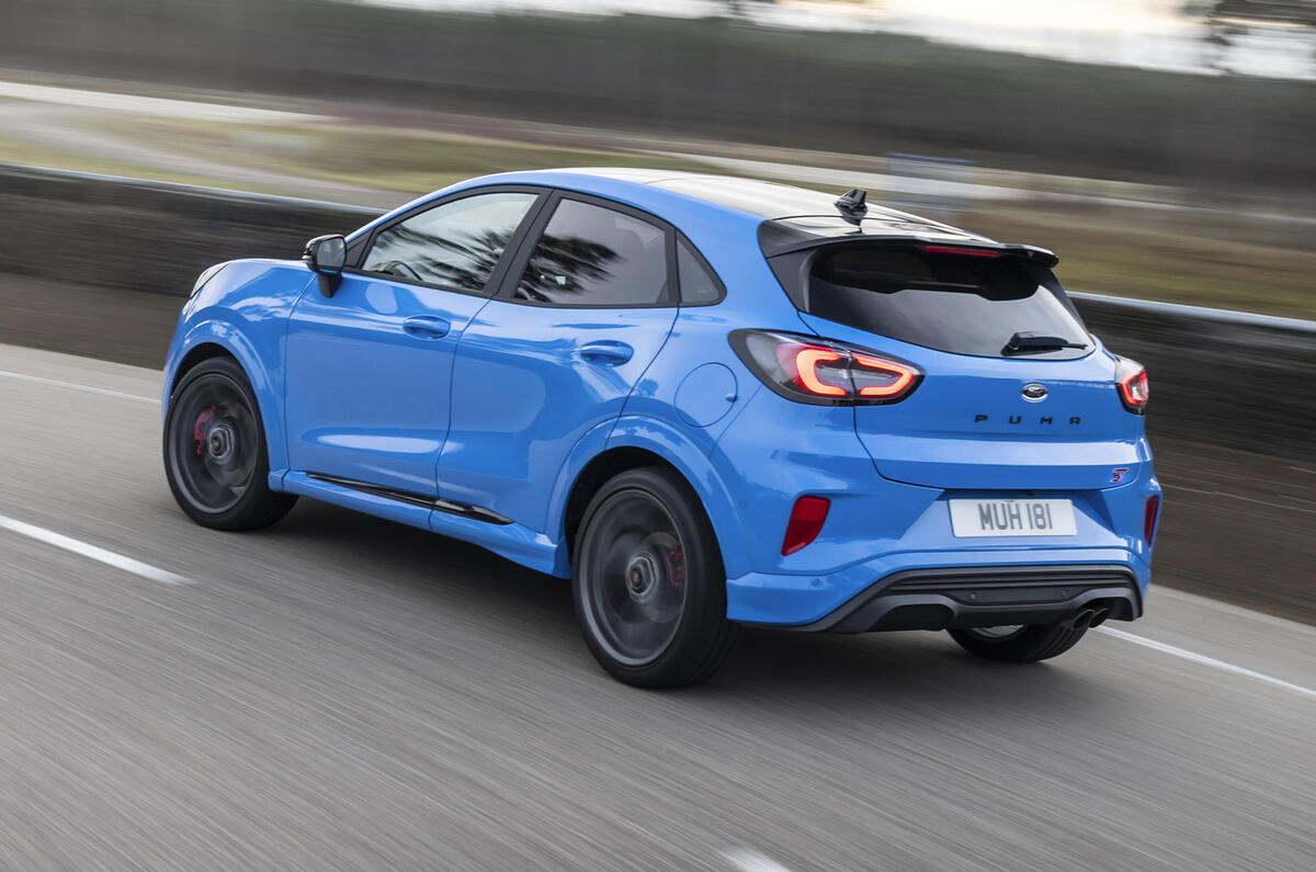 Puma ST Hybrid rear dynamic