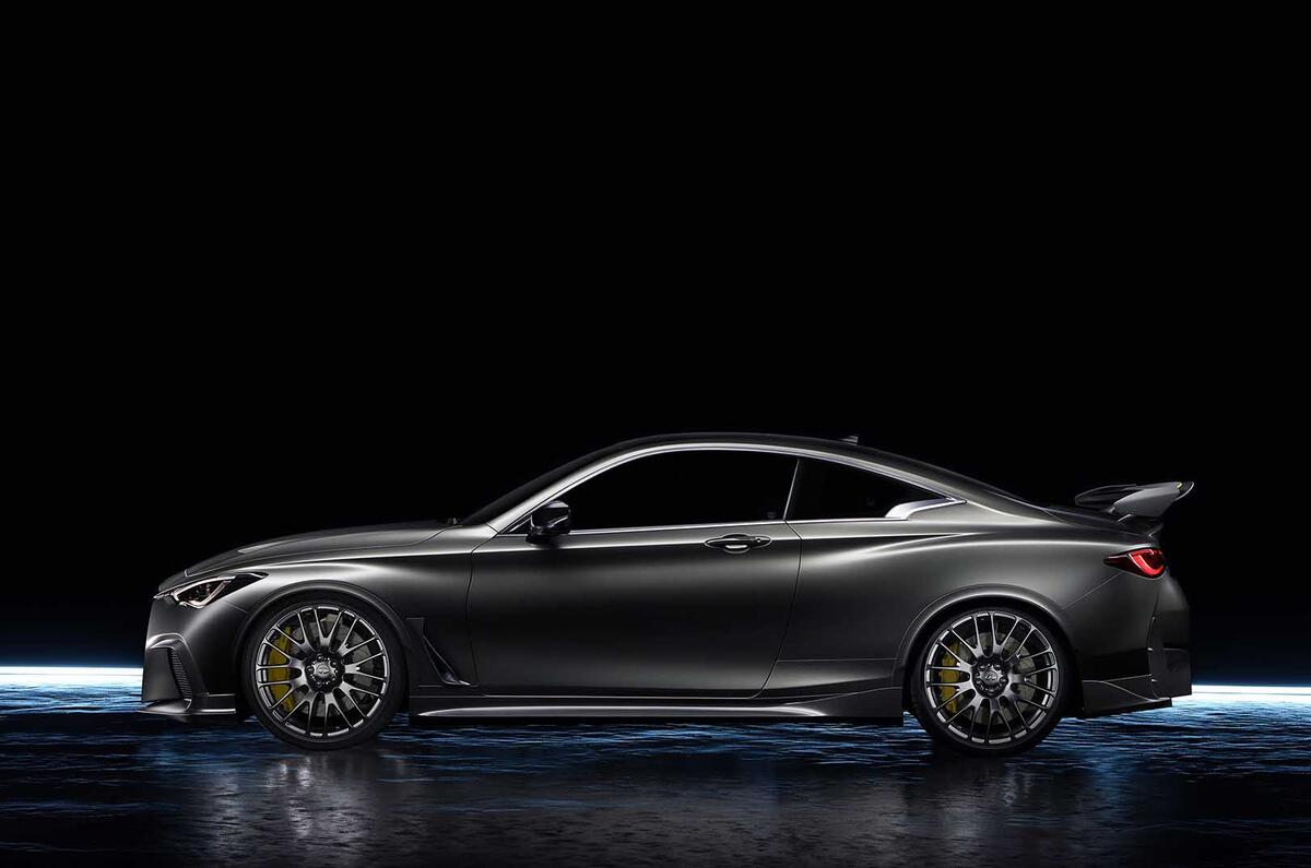 Infiniti q60 black s