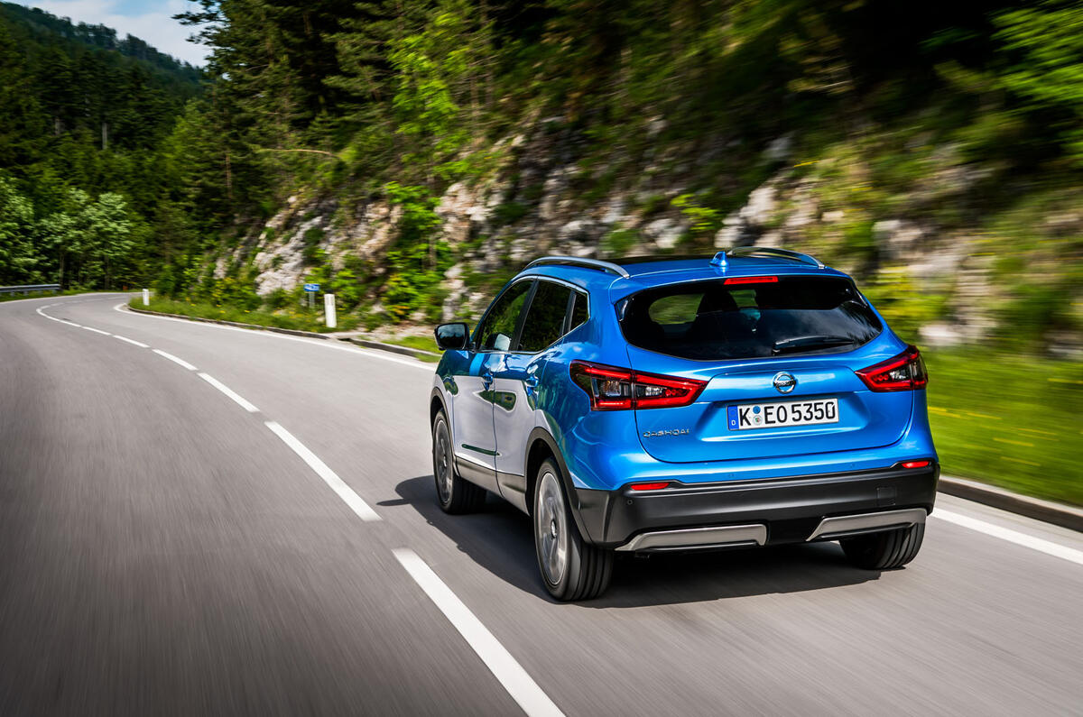Nissan Qashqai 1 6 DIG T 163 Tekna 2017 Review Autocar