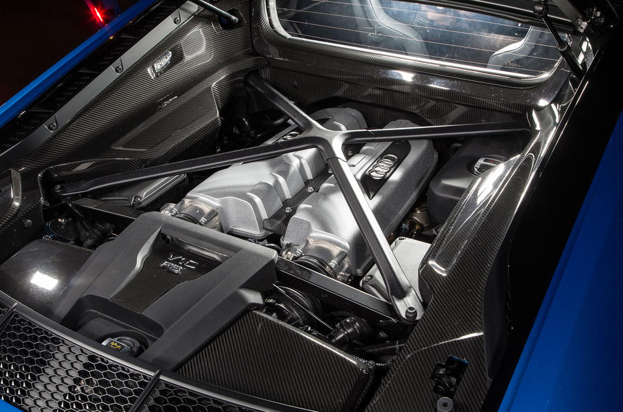 2015 Audi R8 V10 Plus review review | Autocar