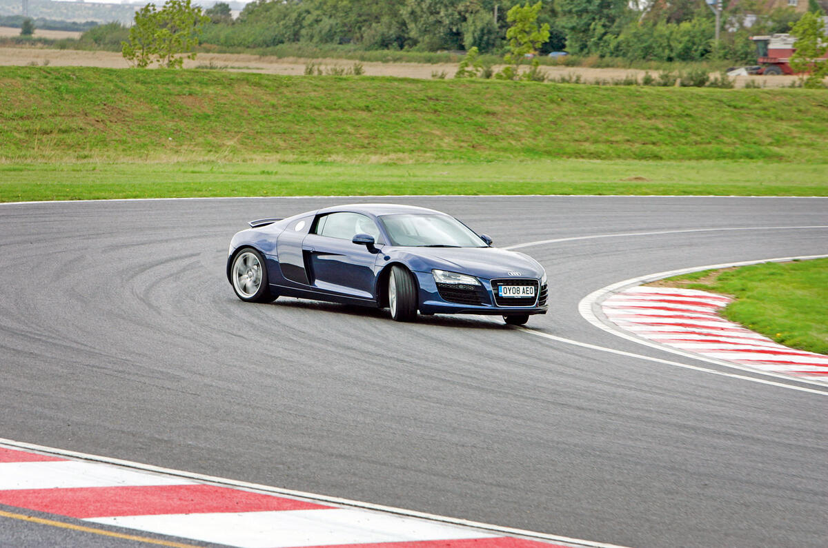 Audi R8