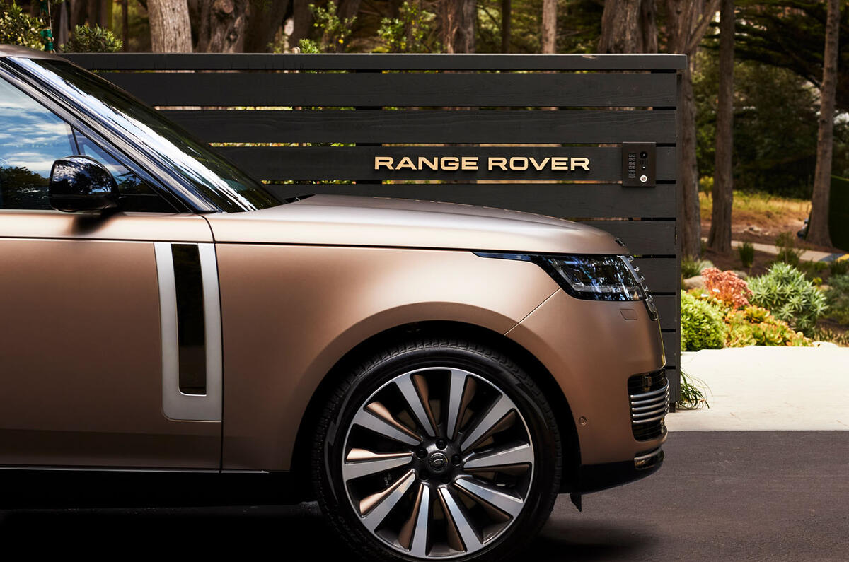 Range Rover side