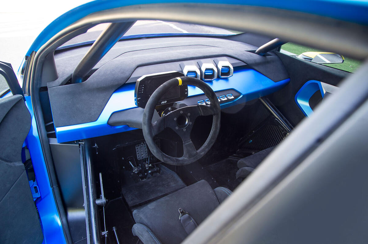 Latest 2017 Renault Zoe E Sport 2 Photos