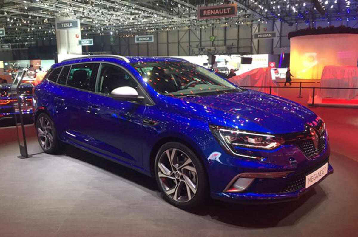 Renault Megane Sport Tourer On Sale In December From 18 550 Autocar