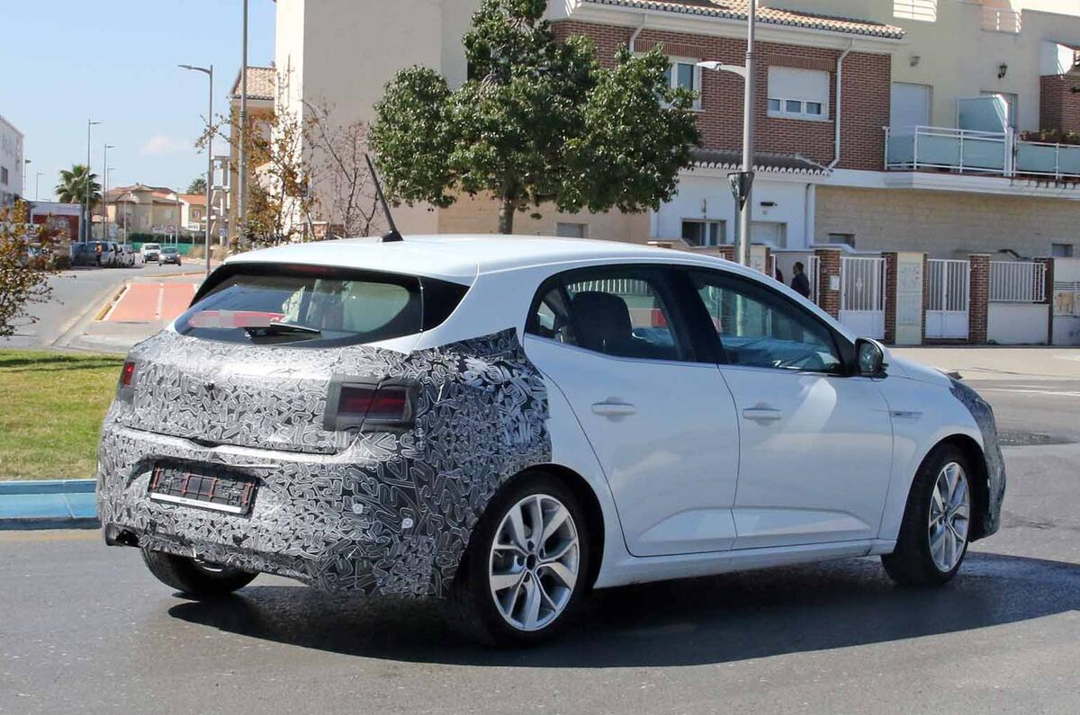 New Renault Megane Facelift Plug In Hybrid Variant Spotted Autocar