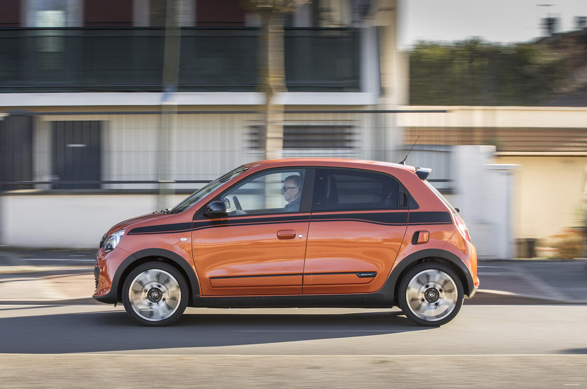 Is The Twingo Iii Gt The Perfect First Car? - 05fpvey