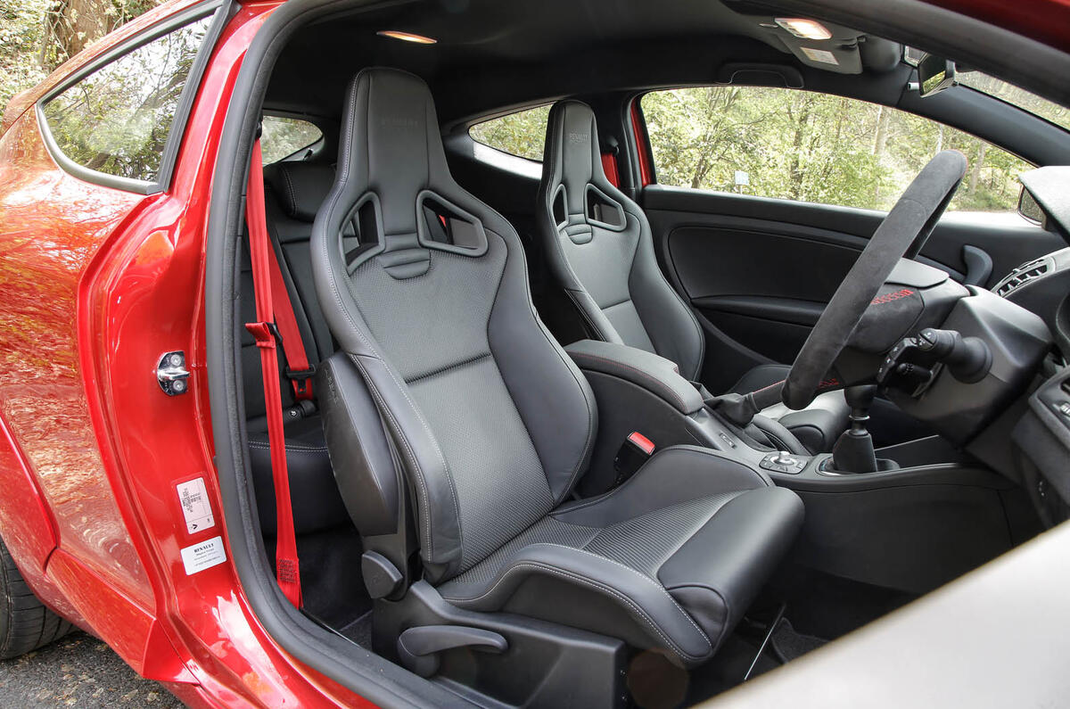16 Renault Megane Rs 275 Cup S Why It Marks The End Of An Era Autocar
