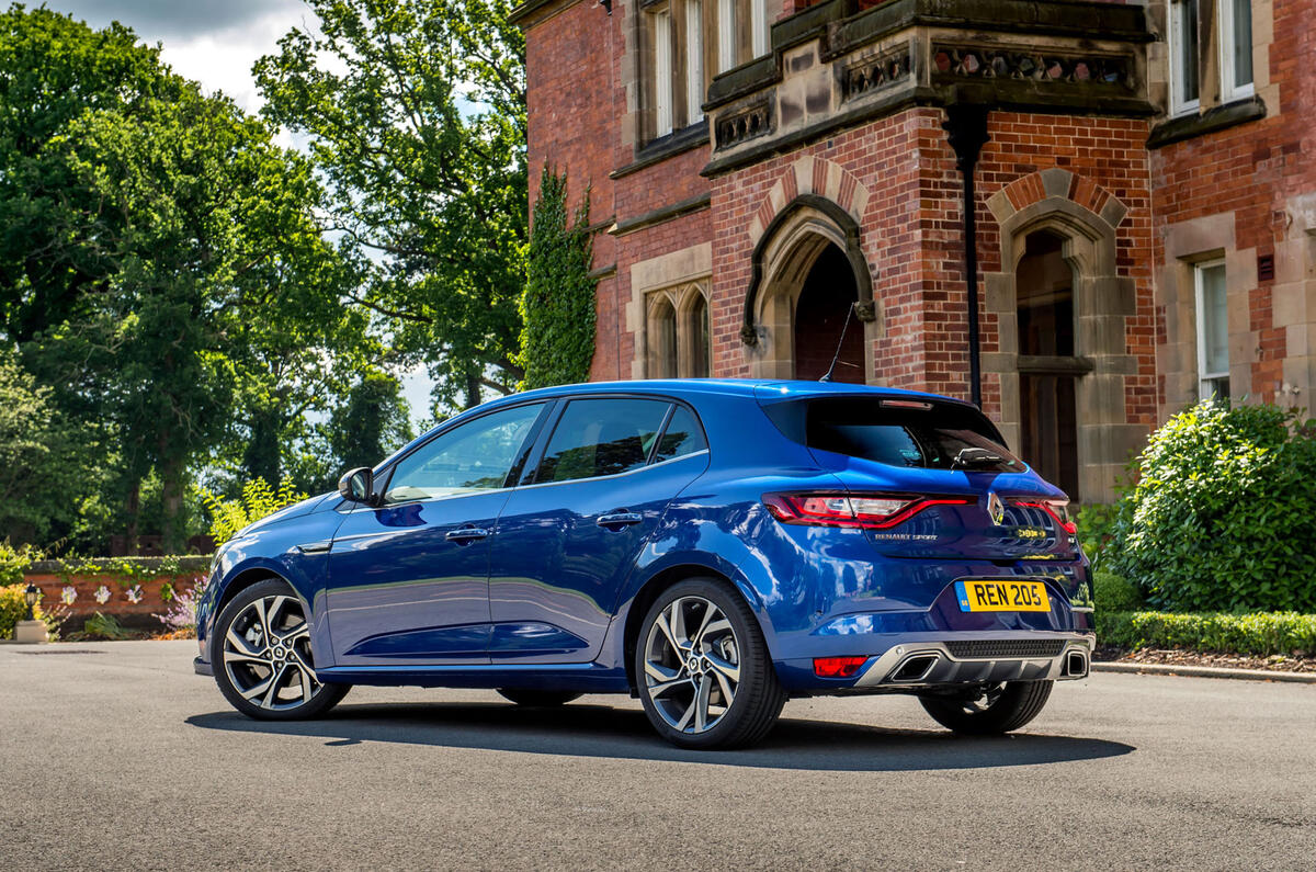 16 Renault Megane Gt Nav 1 6 Tce 5 Edc Review Review Autocar