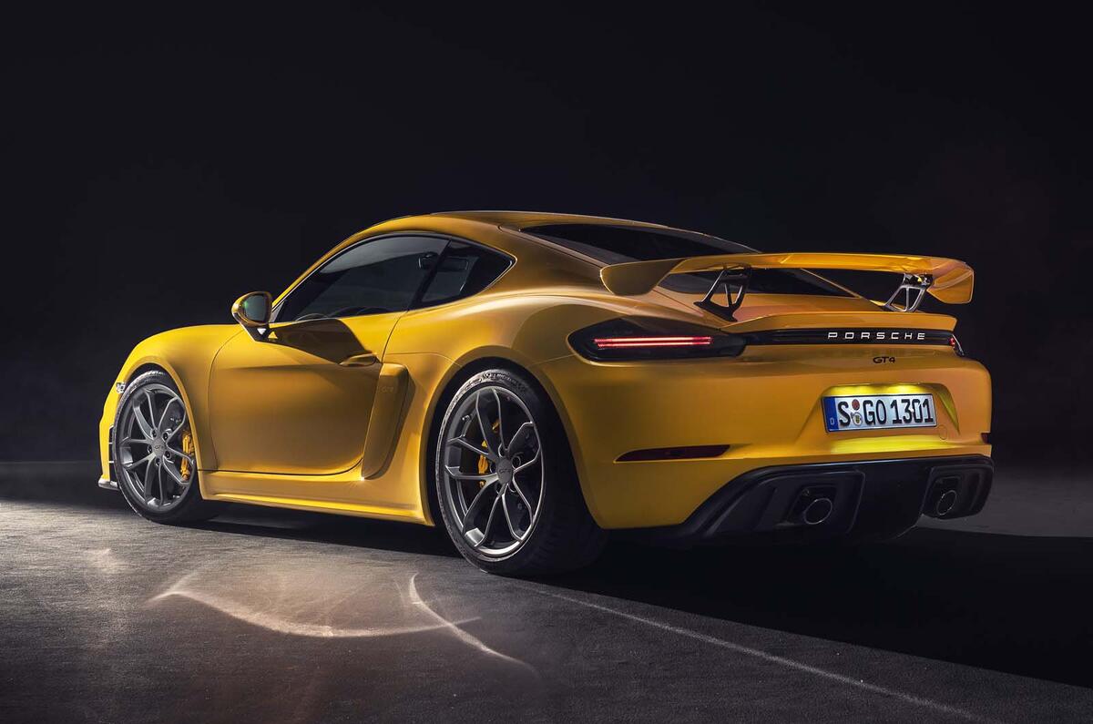 New 2019 Porsche 718 Spyder and GT4 revealed