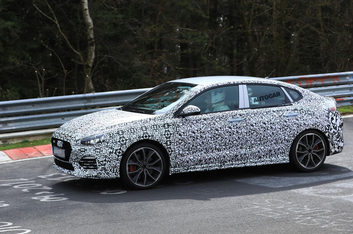 Hyundai i30 N Fastback: new pictures of 2019 model at 'Ring