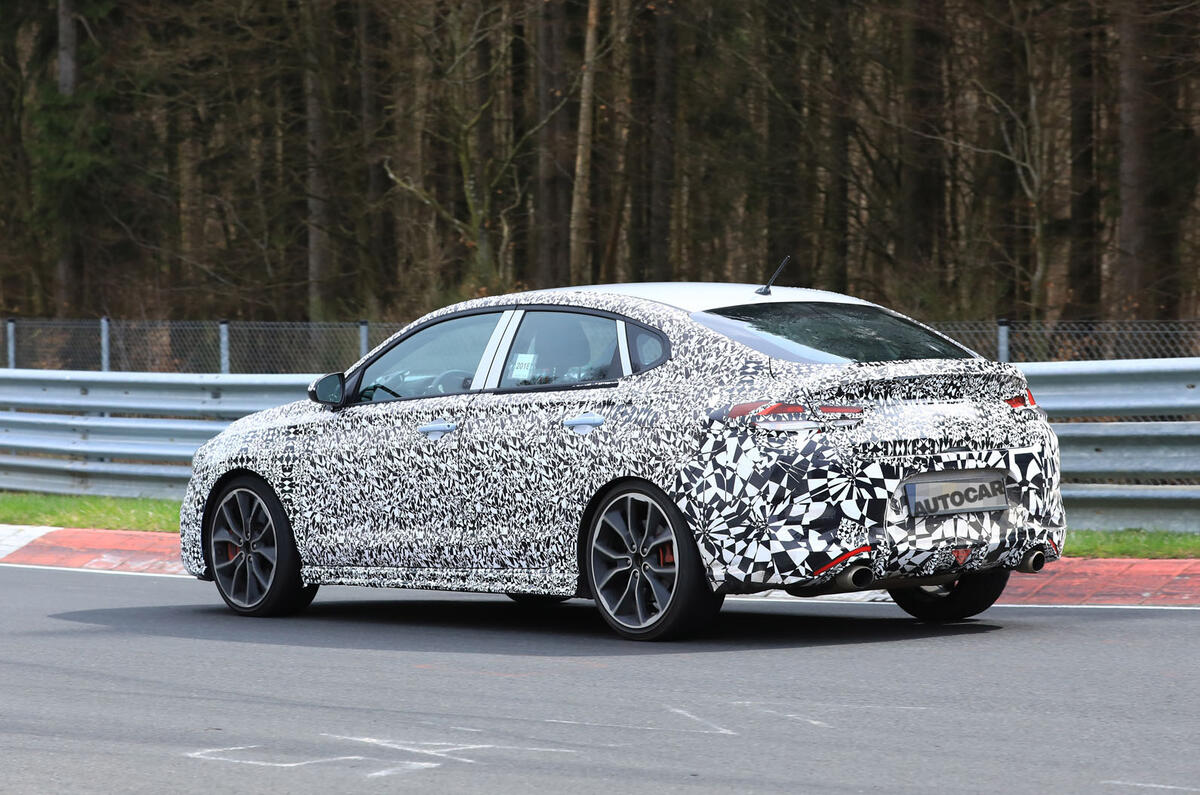 Hyundai i30 N Fastback: new pictures of 2019 model at 'Ring