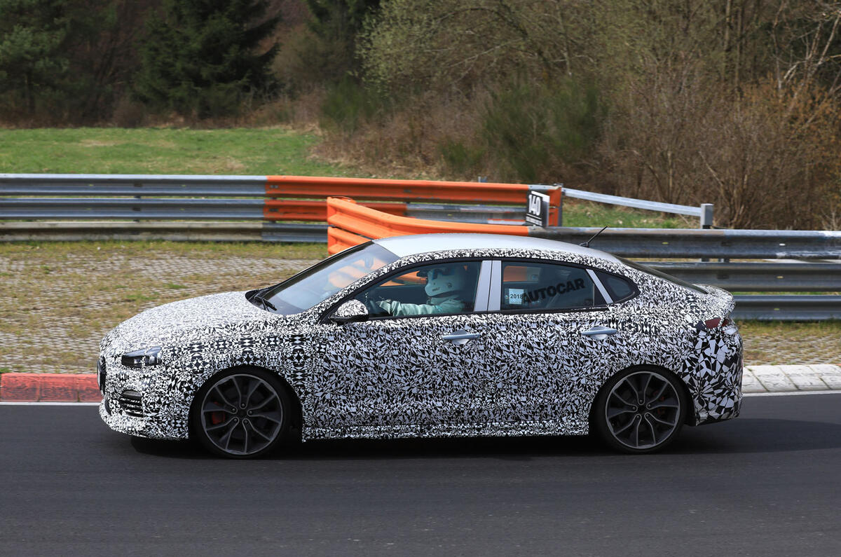 Hyundai i30 N Fastback: new pictures of 2019 model at 'Ring