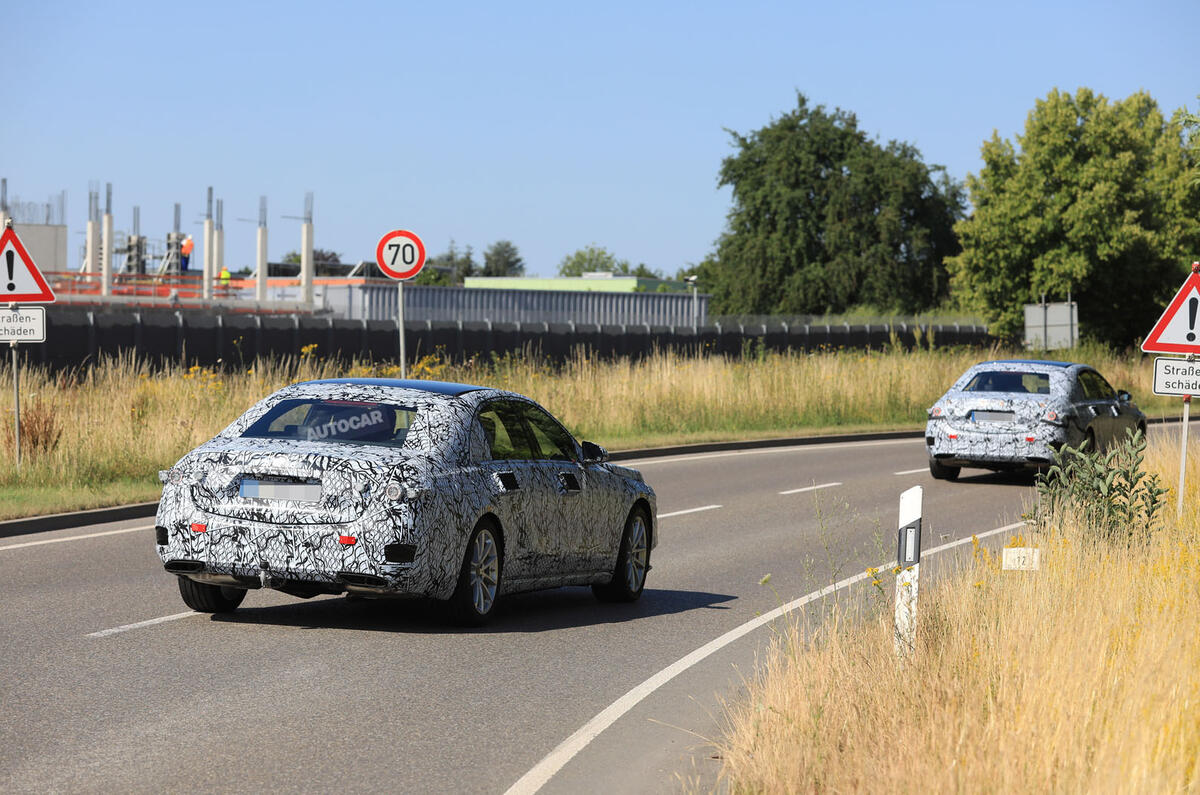 Mercedes-Benz S-Class 