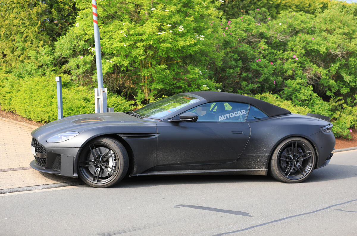 Aston Martin DBS Superleggera