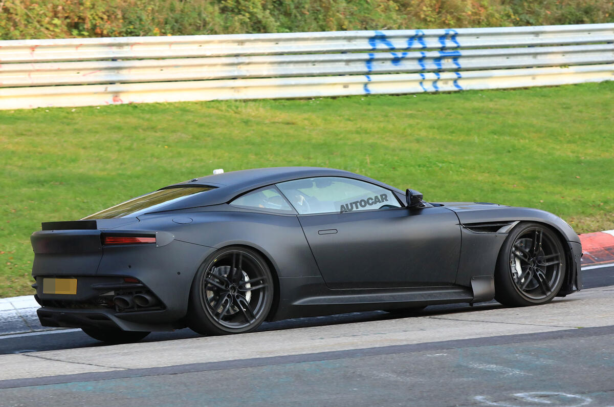 Aston Martin Vanquish to become hardcore V12 supercar in 2018