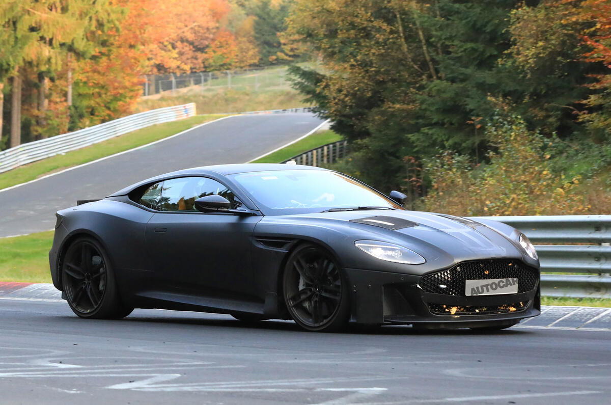 Aston Martin Vanquish to become hardcore V12 supercar in 2018