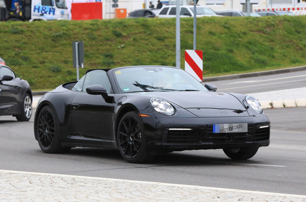 2019 Porsche 911: Speedster design influence and hybrid tech due