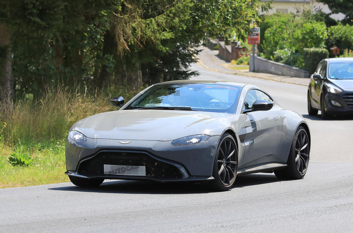 2019 Aston Martin Vantage Will Be First To Mate Manual