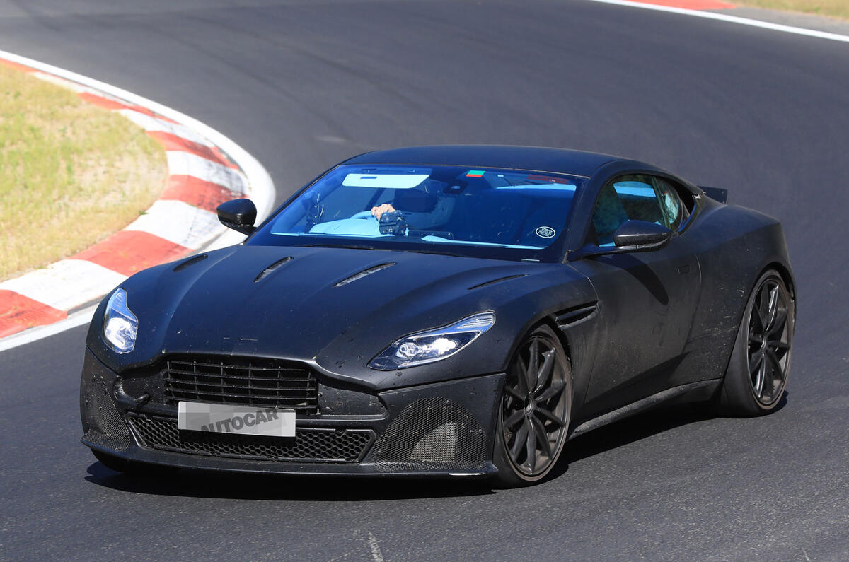 Aston Martin Vanquish to become hardcore V12 supercar in 2018