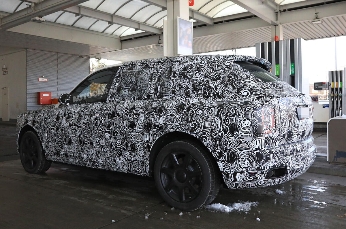 Rolls-Royce Cullinan SUV on course to rival Bentayga in 2018
