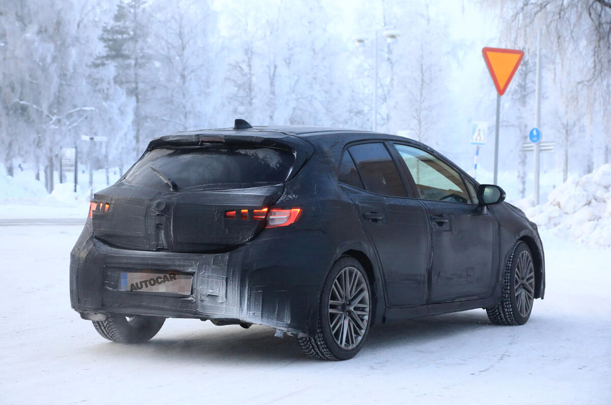 toyota auris diecast