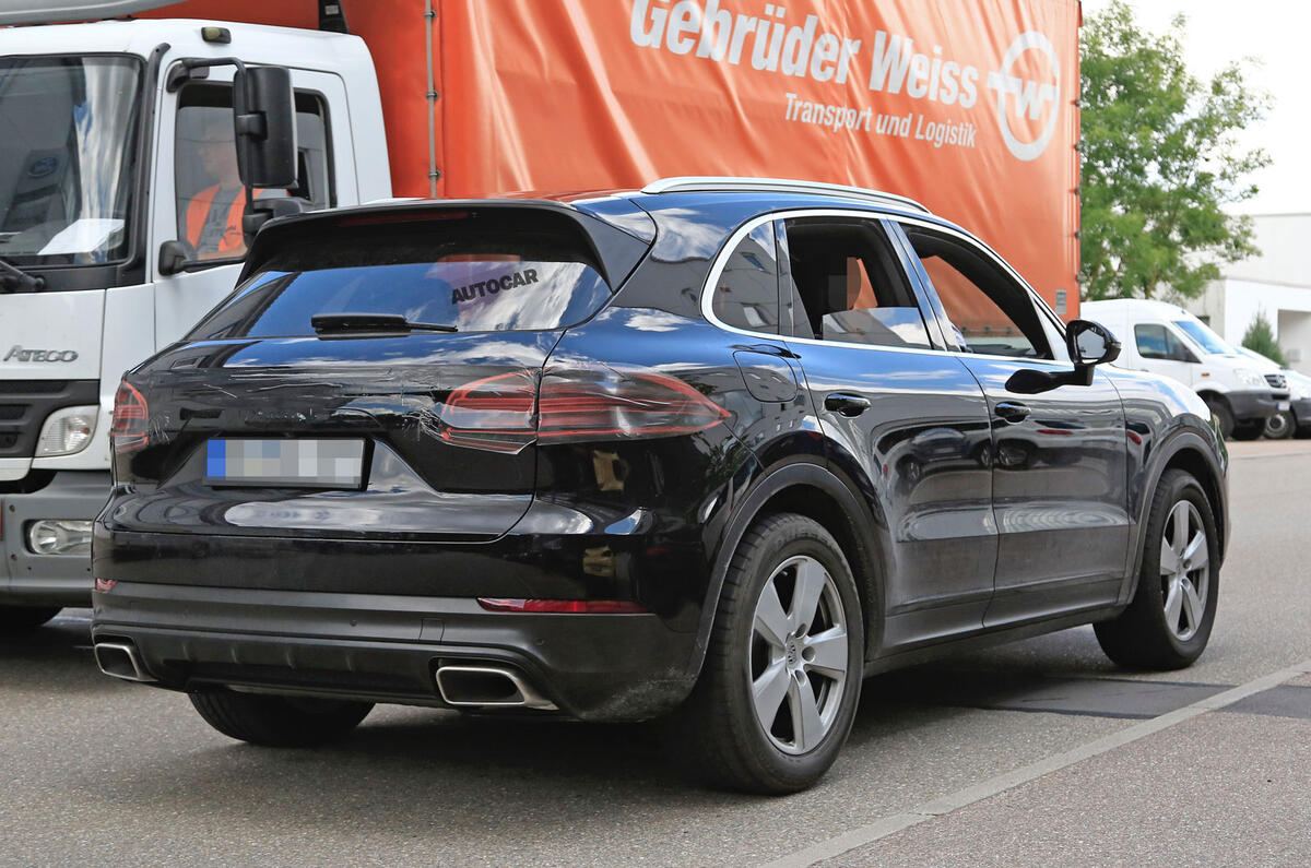 18 Porsche Cayenne First Official Pic Shows Macan Influence Autocar
