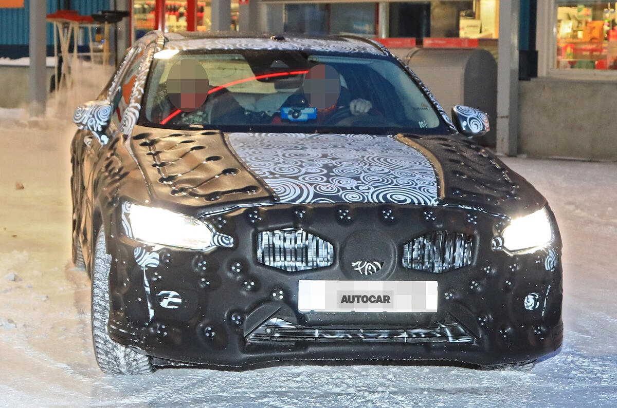 2019 Volvo V60 gets family resemblance and moves upmarket