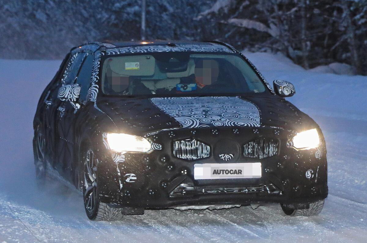2019 Volvo V60 gets family resemblance and moves upmarket