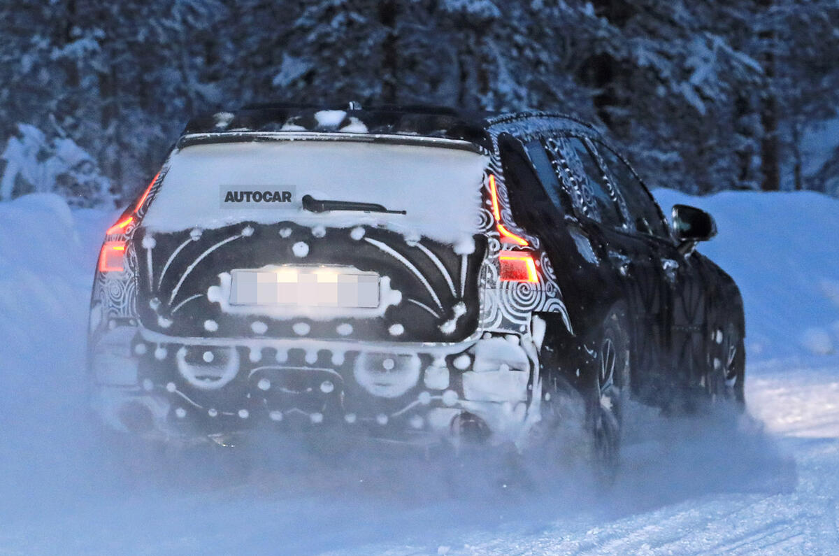 2019 Volvo V60 gets family resemblance and moves upmarket