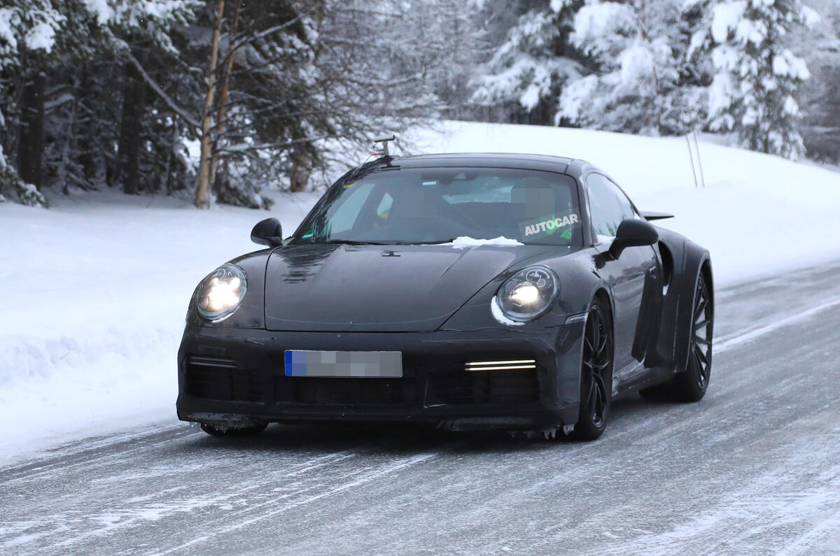 2019 Porsche 911: new pics of 630bhp Turbo S
