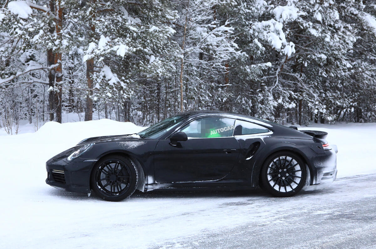 2019 Porsche 911: new pics of 630bhp Turbo S