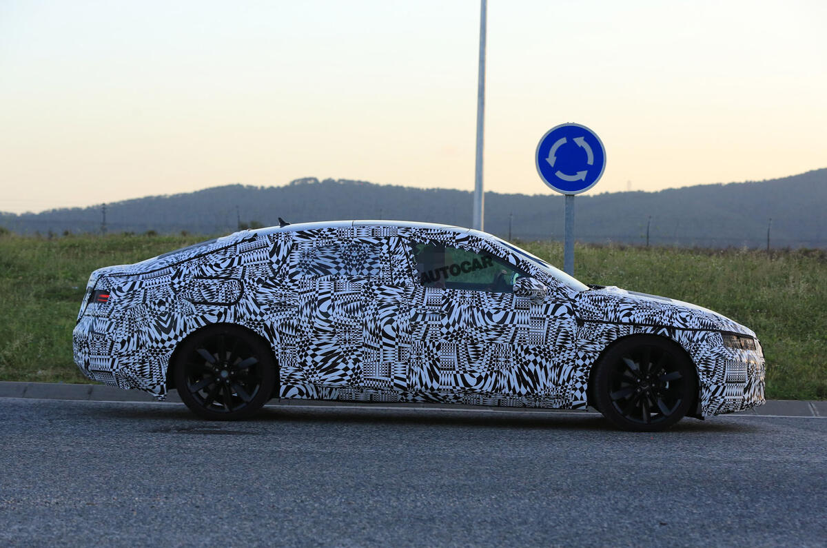 2017 Volkswagen Arteon - spy pics and tech specs of CC replacement