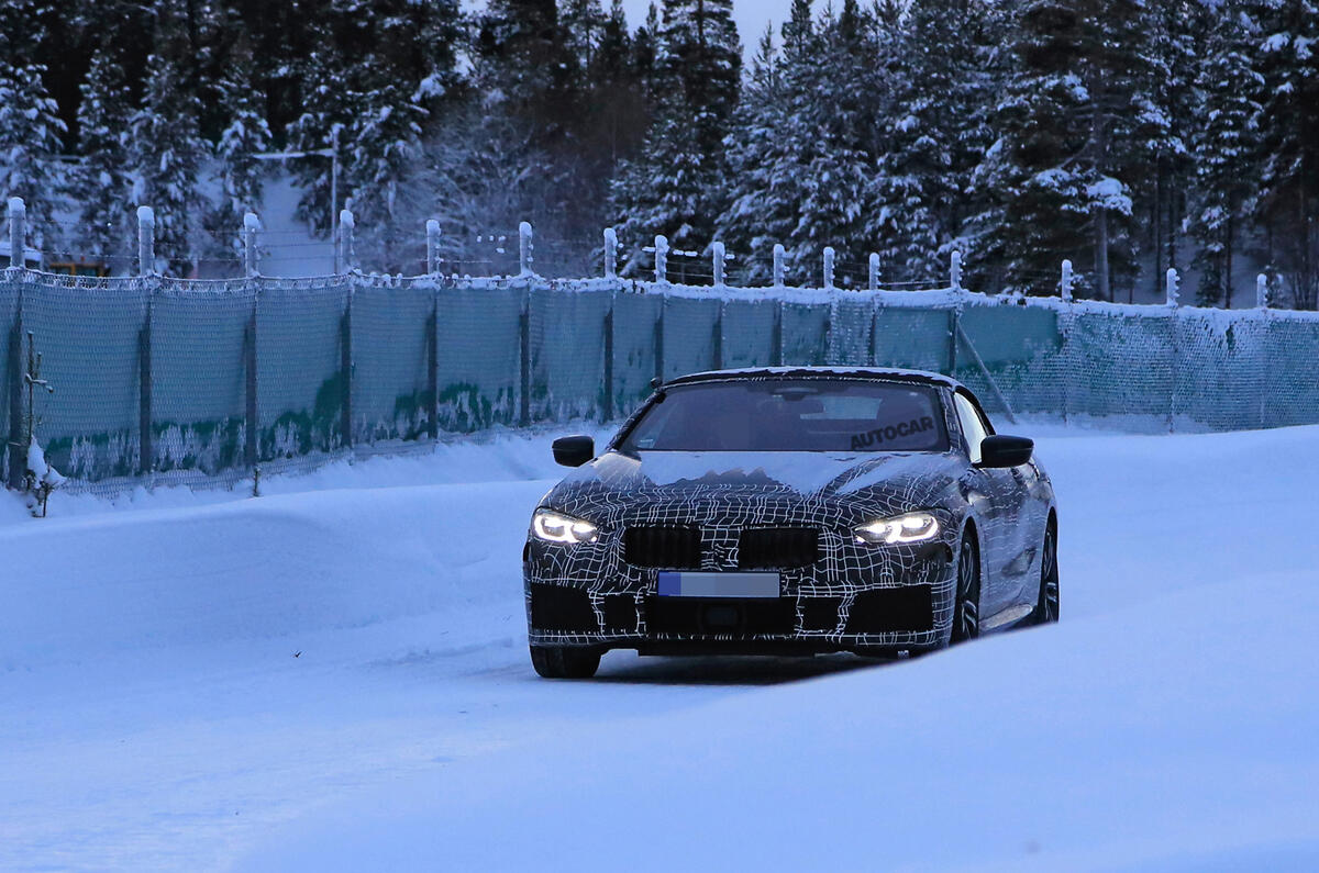 BMW 8 Series: new pics of convertible almost undisguised