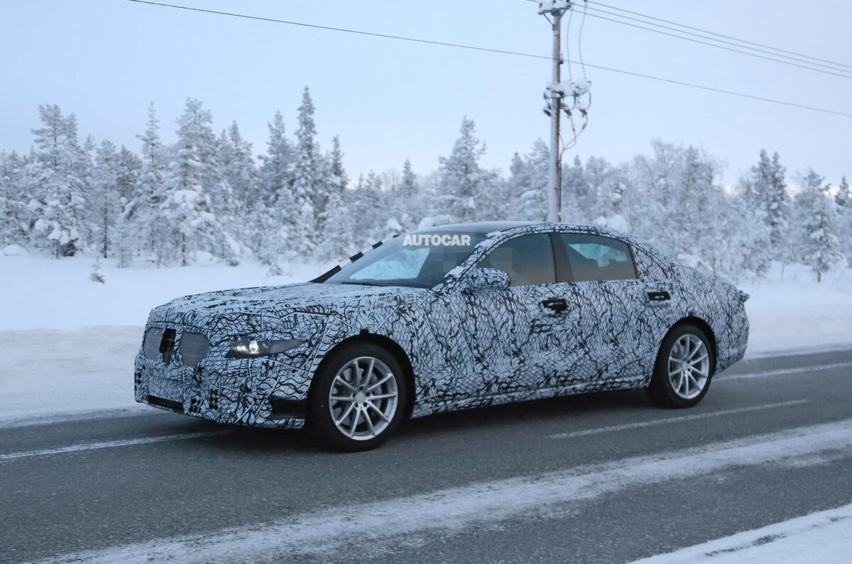 2020 Mercedes-Benz S-Class tests in production bodywork for the first time