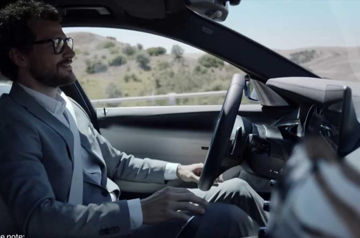 2017 BMW 5 Series previewed in new videos