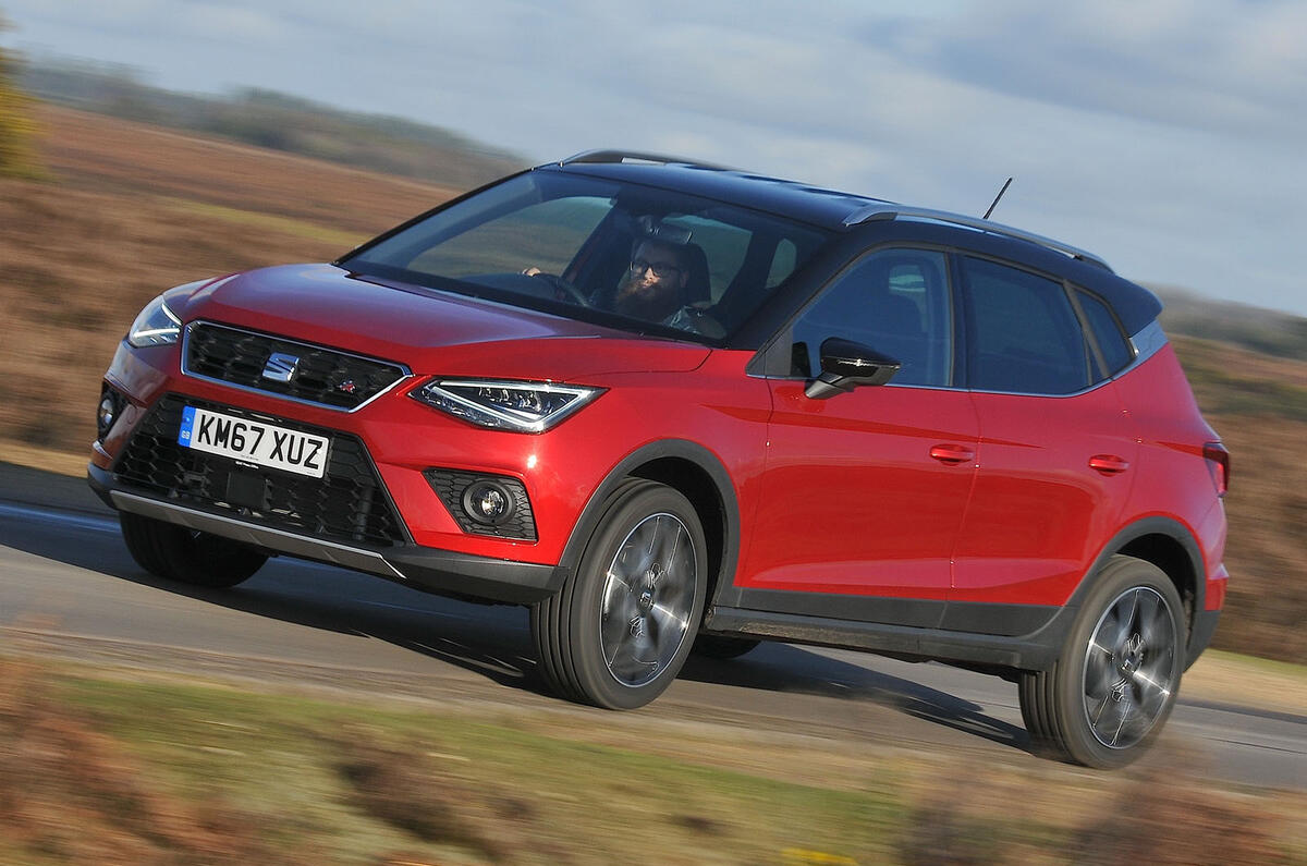 Seat Arona front tracking