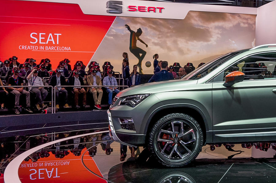 SEAT's Paris Motor Show stand featured a new Ateca concept and innovative tech