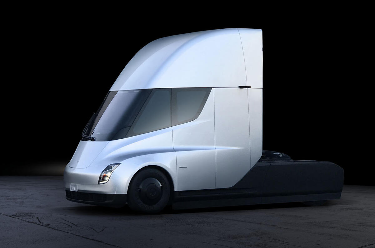 Tesla semi truck revealed with 5.0sec 0-60mph time