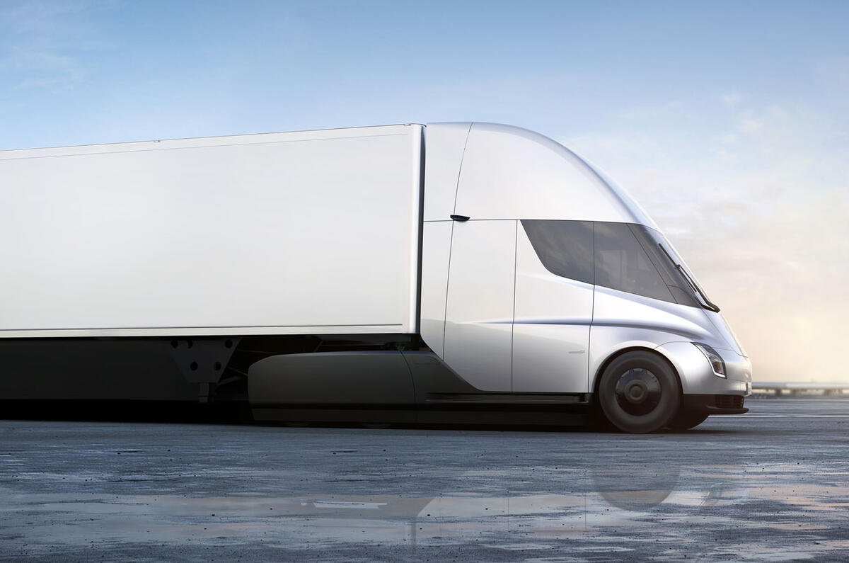 Tesla semi truck revealed with 5.0sec 0-60mph time