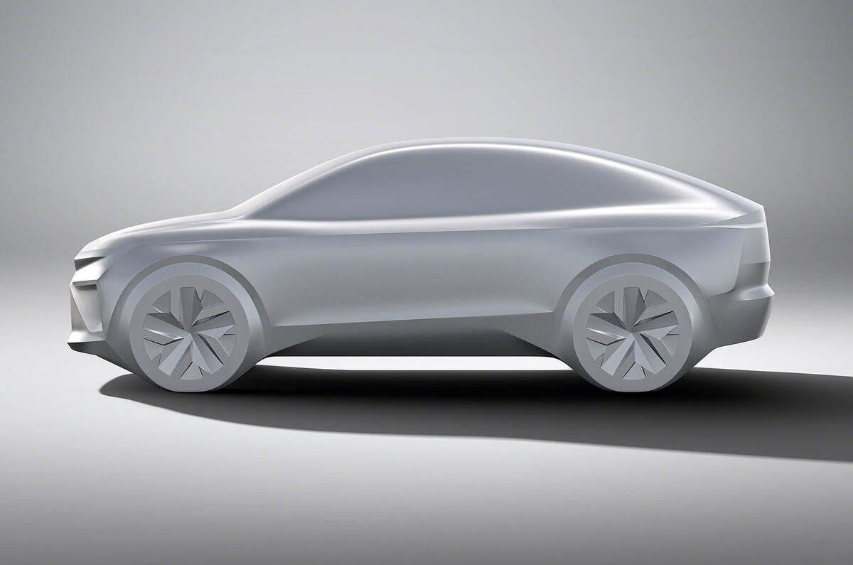 Lado del cupé Skoda Enyaq