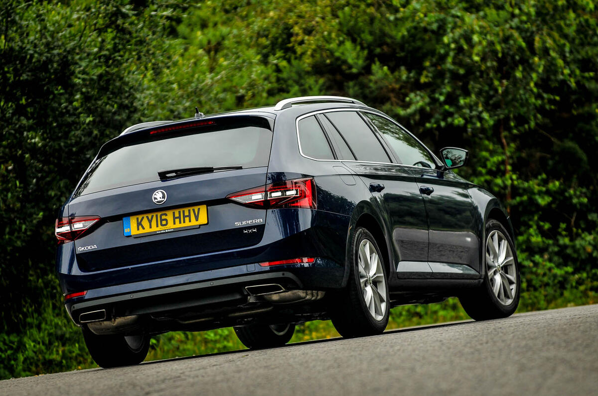 Skoda Superb Estate 2 0 Tsi 280 4x4 Dsg Review Autocar