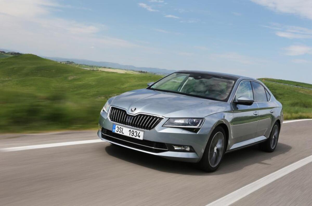 Plug-in hybrid Skoda Superb GTE due in 2019