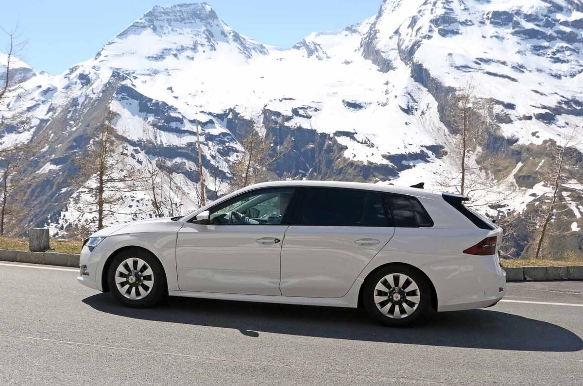 2019 Skoda Octavia estate spy shots