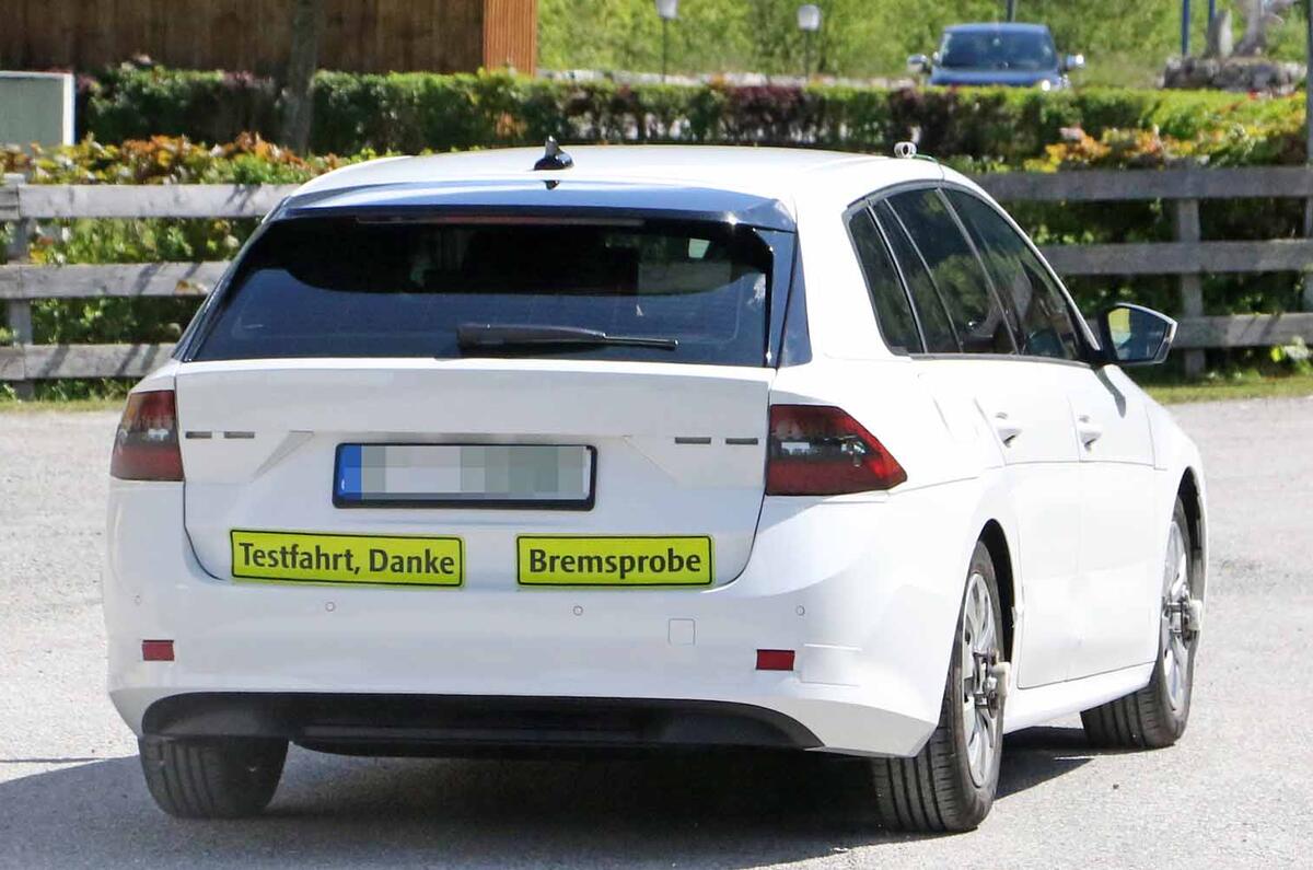 2019 Skoda Octavia estate spy shots