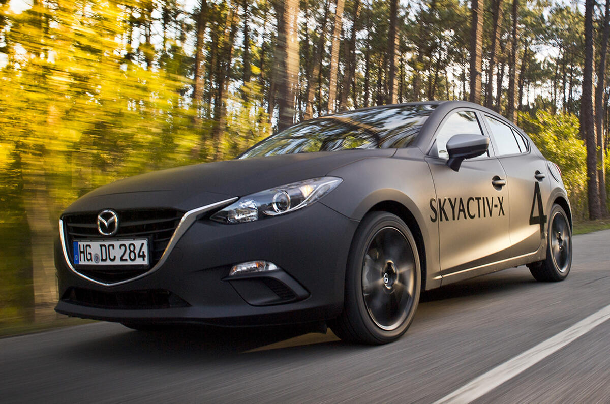 Mazda 3 Skyactiv-X 