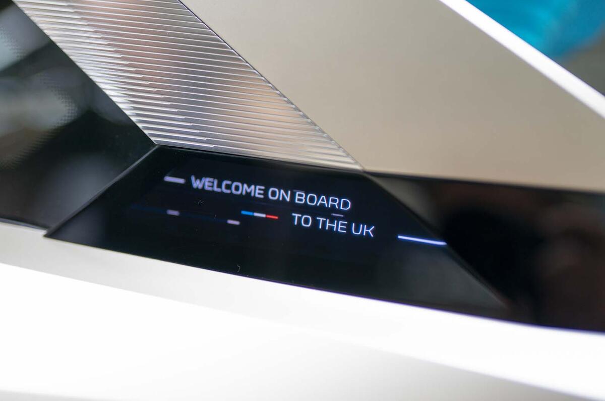 Peugeot e-Legend concept: deep dive