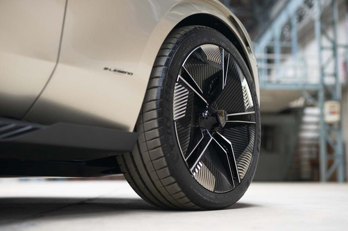 Peugeot e-Legend concept: deep dive
